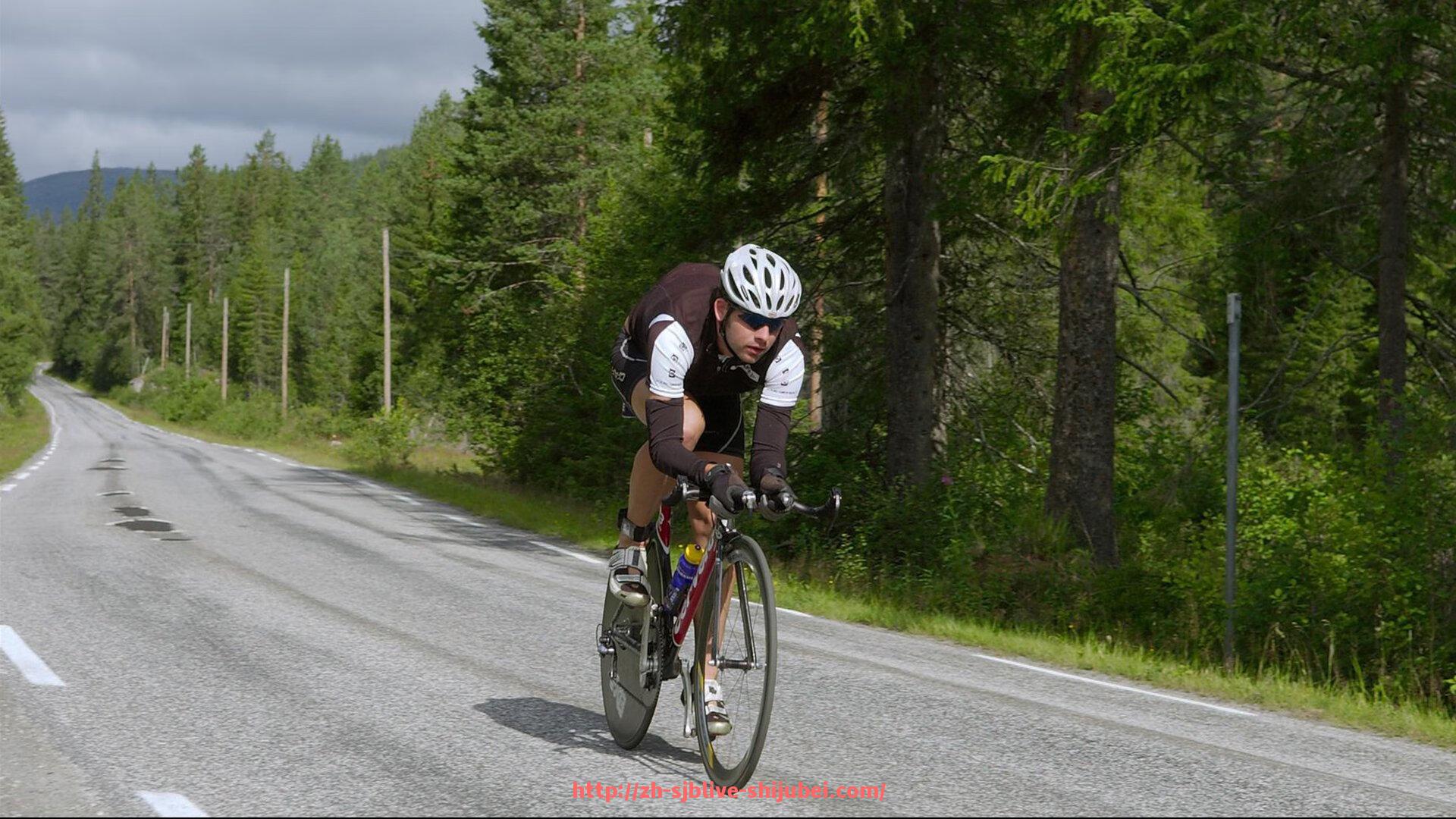 世俱杯直播-曼联世俱杯赛后回顾合集,助你全面了解赛事进展与总结