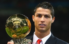 世俱杯直播-世俱杯赛事多屏幕拼接系统画面布局优化方案研究